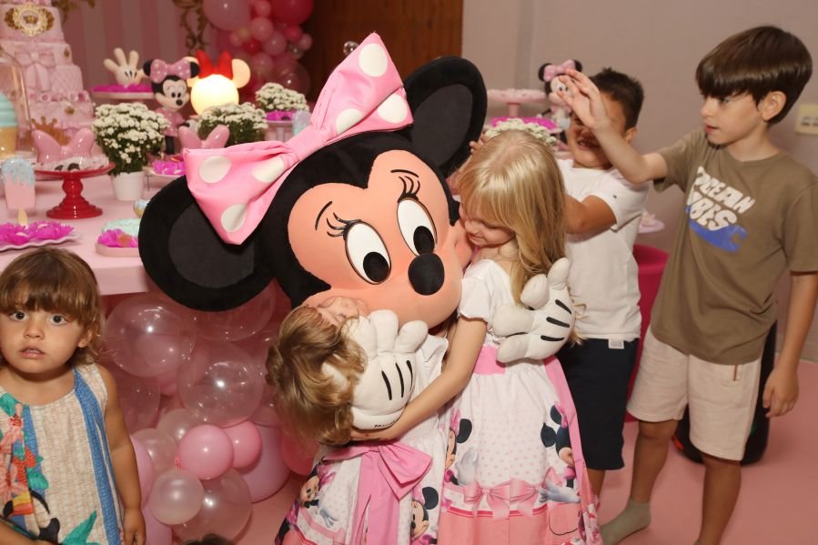 ANIVERSÁRIO DE 3 ANOS DE CECÍLIA ZAFANI ARID – “MINNIE” - Eloisa Mattos