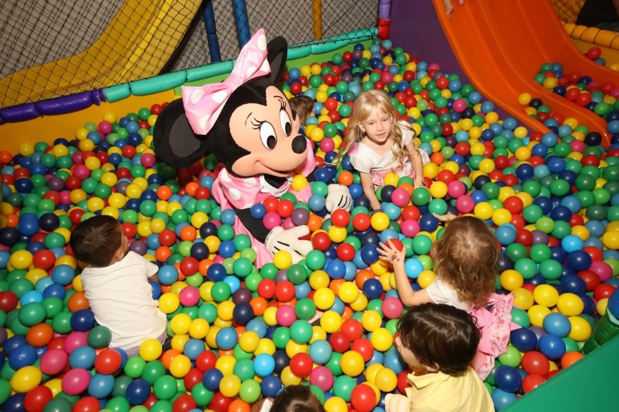 ANIVERSÁRIO DE 3 ANOS DE CECÍLIA ZAFANI ARID – “MINNIE” - Eloisa Mattos