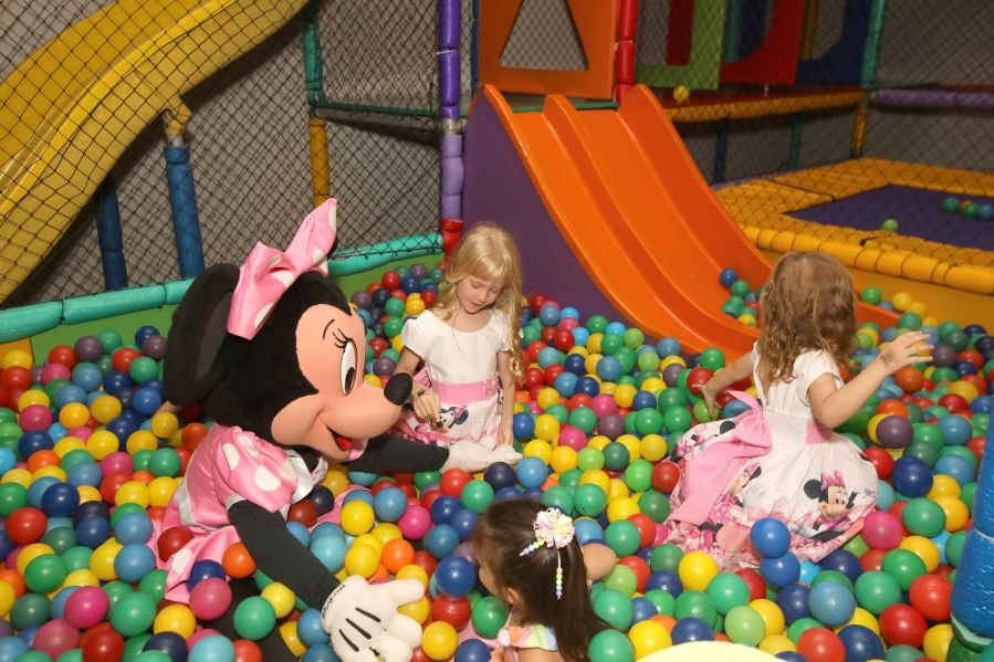 ANIVERSÁRIO DE 3 ANOS DE CECÍLIA ZAFANI ARID – “MINNIE” - Eloisa Mattos