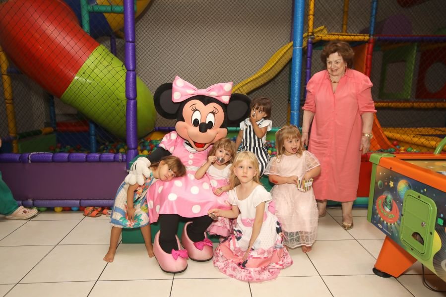 ANIVERSÁRIO DE 3 ANOS DE CECÍLIA ZAFANI ARID – “MINNIE” - Eloisa Mattos