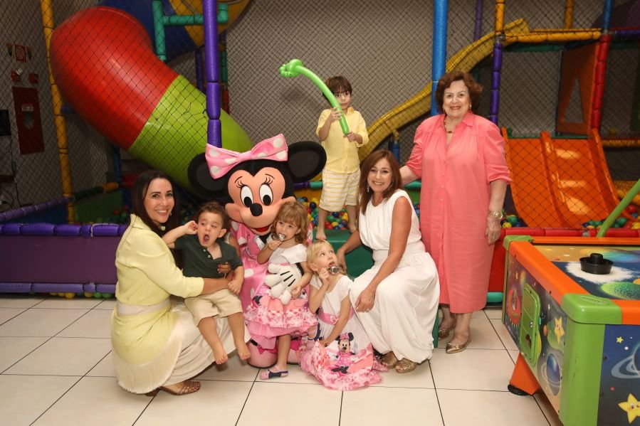 ANIVERSÁRIO DE 3 ANOS DE CECÍLIA ZAFANI ARID – “MINNIE” - Eloisa Mattos