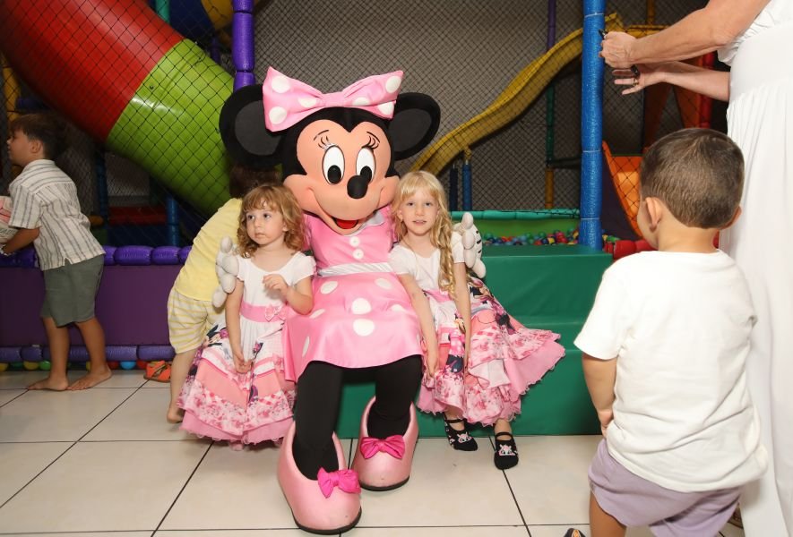 ANIVERSÁRIO DE 3 ANOS DE CECÍLIA ZAFANI ARID – “MINNIE” - Eloisa Mattos