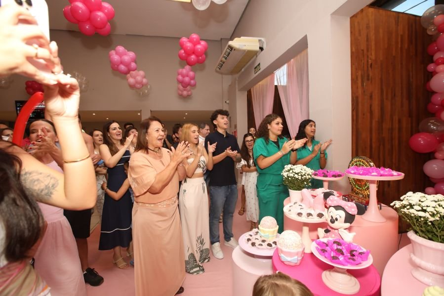 ANIVERSÁRIO DE 3 ANOS DE CECÍLIA ZAFANI ARID – “MINNIE” - Eloisa Mattos