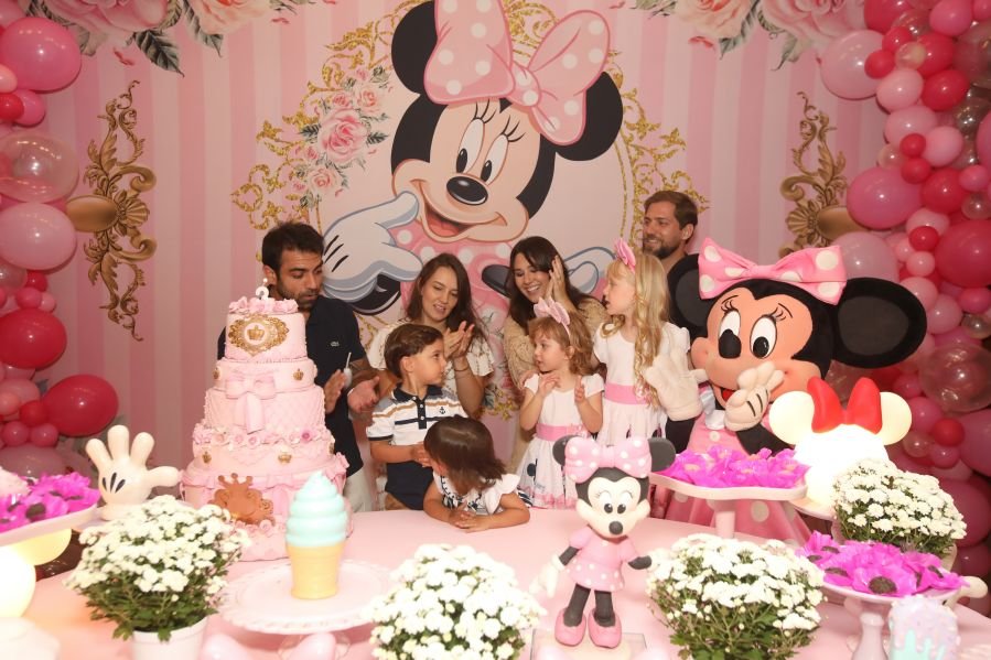 ANIVERSÁRIO DE 3 ANOS DE CECÍLIA ZAFANI ARID – “MINNIE” - Eloisa Mattos