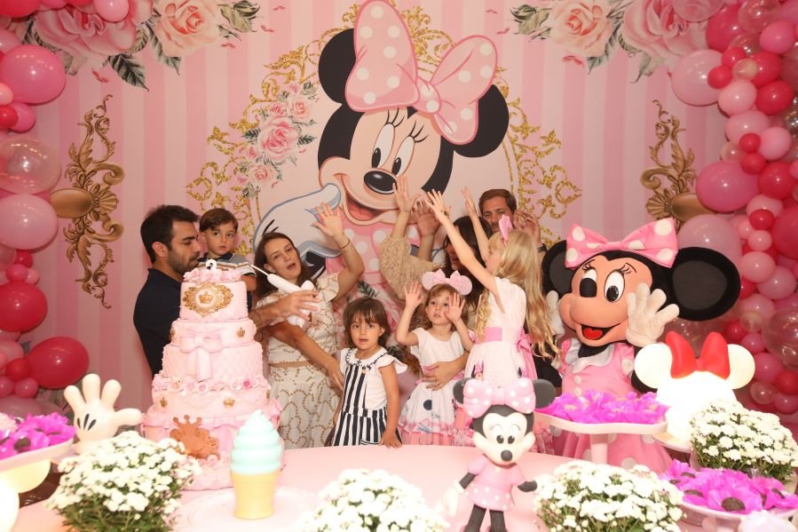 ANIVERSÁRIO DE 3 ANOS DE CECÍLIA ZAFANI ARID – “MINNIE” - Eloisa Mattos