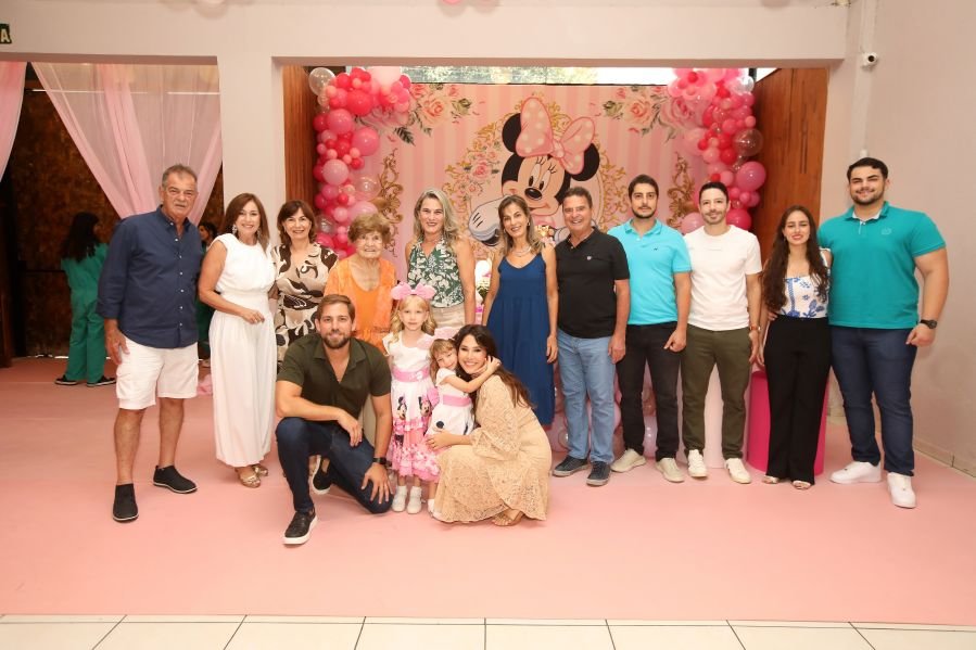 ANIVERSÁRIO DE 3 ANOS DE CECÍLIA ZAFANI ARID – “MINNIE” - Eloisa Mattos