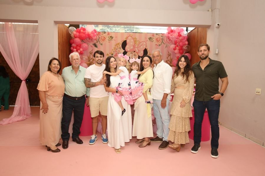 ANIVERSÁRIO DE 3 ANOS DE CECÍLIA ZAFANI ARID – “MINNIE” - Eloisa Mattos