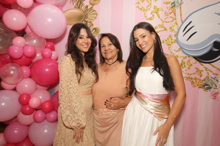 ANIVERSÁRIO DE 3 ANOS DE CECÍLIA ZAFANI ARID – “MINNIE” - Eloisa Mattos