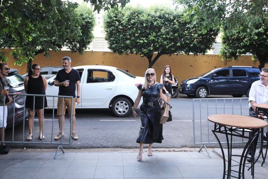 REINAUGURAÇÃO DA CLÍNICA VETERINÁRIA ESPECIALIZADA EM “ONCOLOGIA PET” DRA. JULIANA GABARRON - Eloisa Mattos