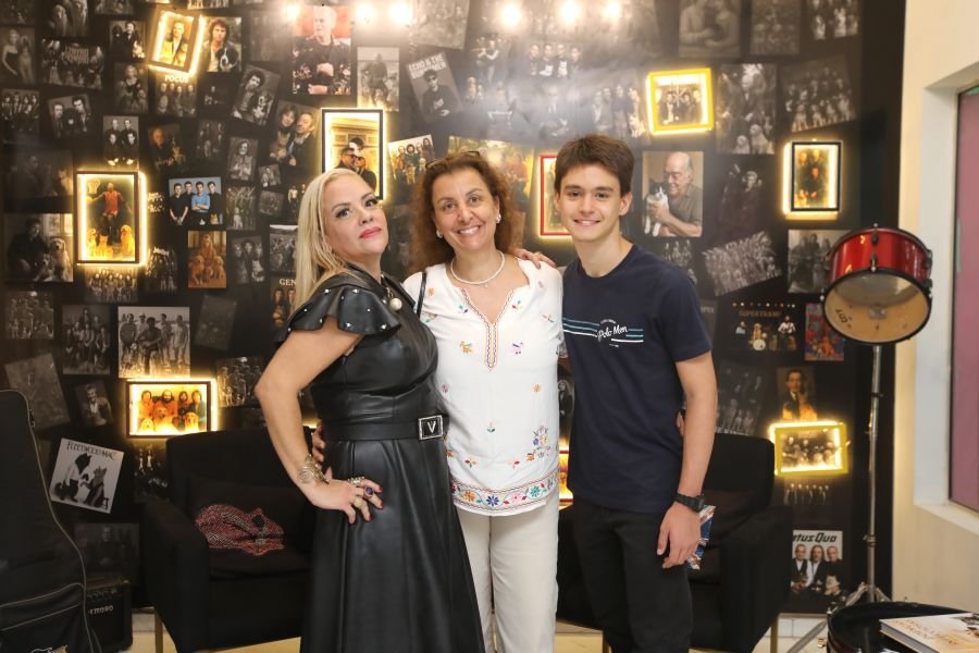 REINAUGURAÇÃO DA CLÍNICA VETERINÁRIA ESPECIALIZADA EM “ONCOLOGIA PET” DRA. JULIANA GABARRON - Eloisa Mattos