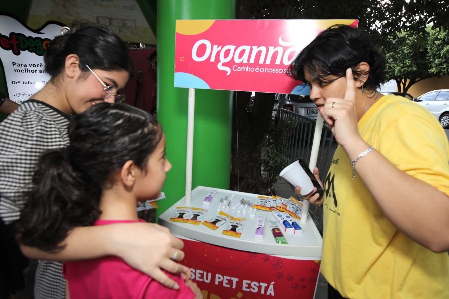 REINAUGURAÇÃO DA CLÍNICA VETERINÁRIA ESPECIALIZADA EM “ONCOLOGIA PET” DRA. JULIANA GABARRON - Eloisa Mattos