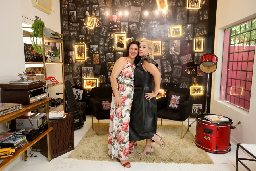 REINAUGURAÇÃO DA CLÍNICA VETERINÁRIA ESPECIALIZADA EM “ONCOLOGIA PET” DRA. JULIANA GABARRON - Eloisa Mattos