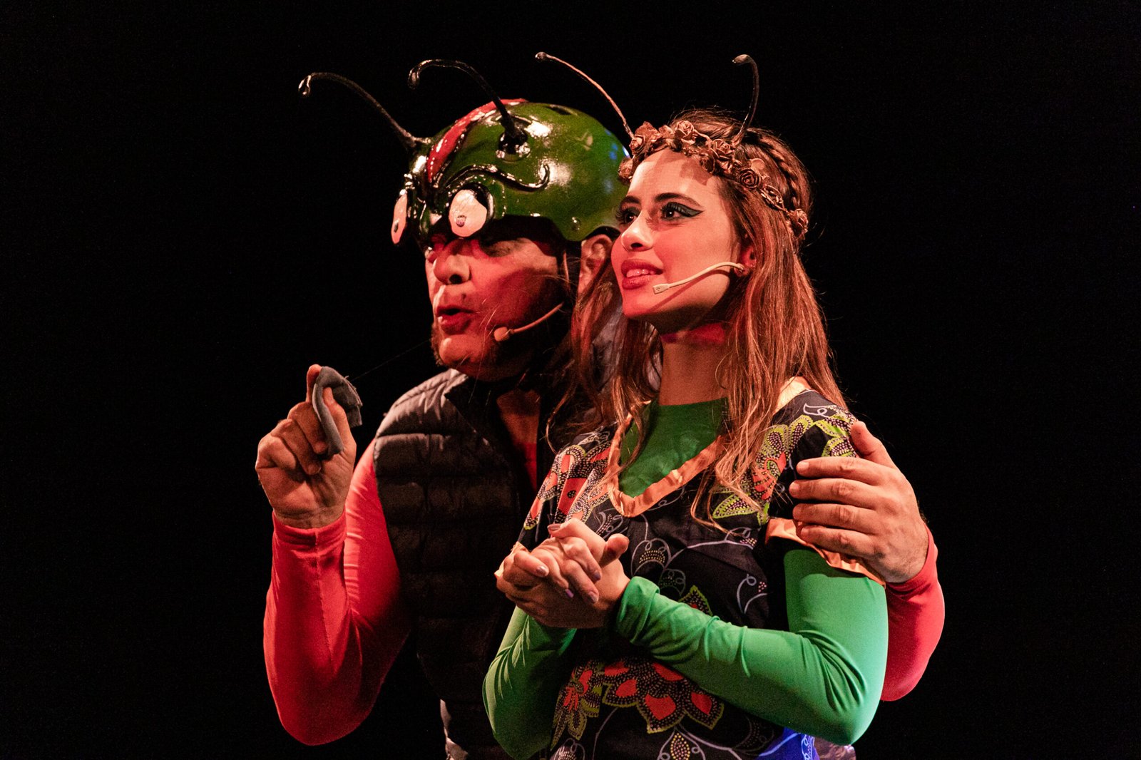 Circulação gratuita de espetáculo marca os 28 anos da Cia. Fábrica de Sonhos