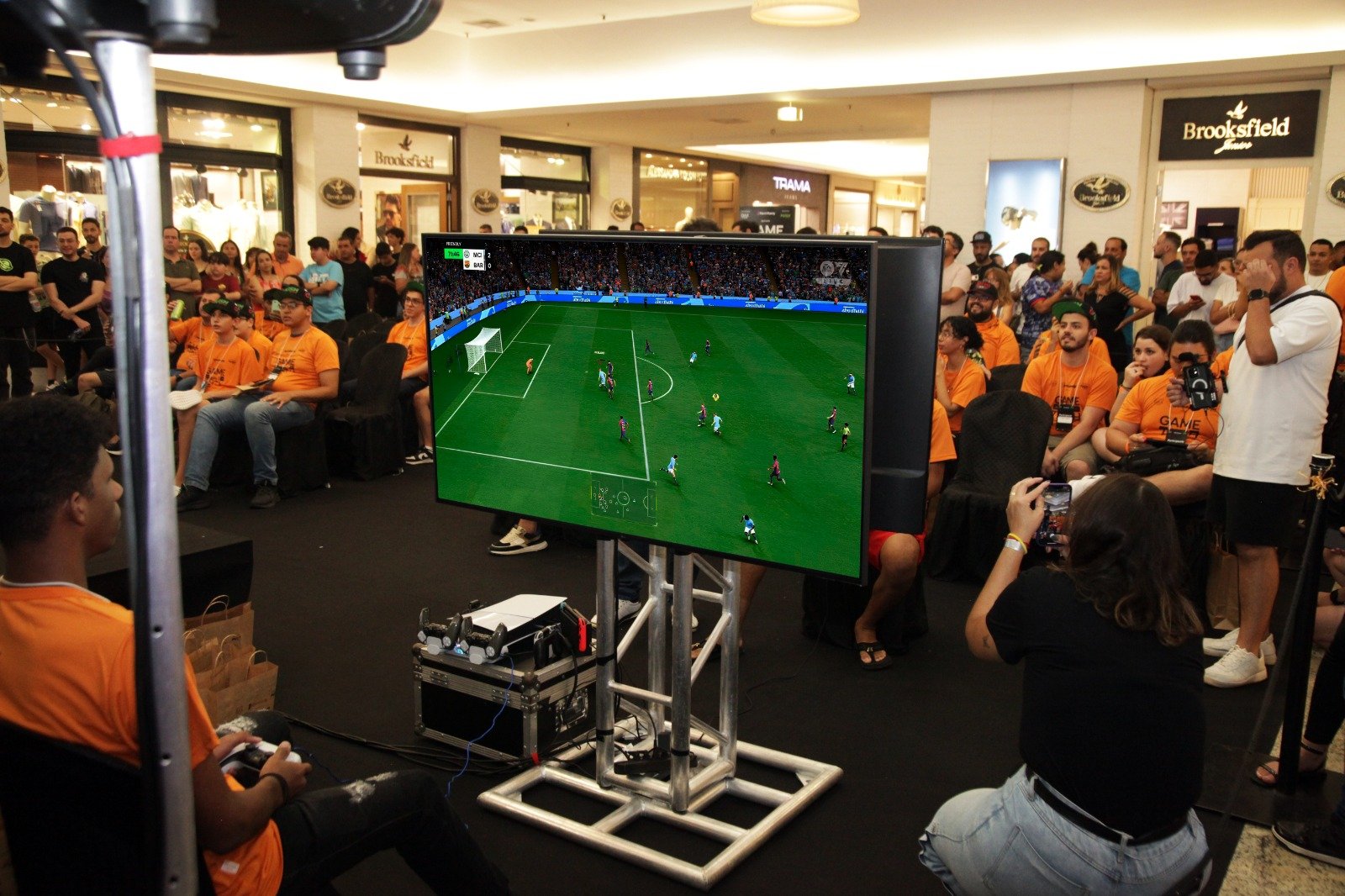 Maratona FIF4 estreia ações da Copa do Mundo 2026 no Riopreto Shopping com torneio de futebol de PlayStation 5