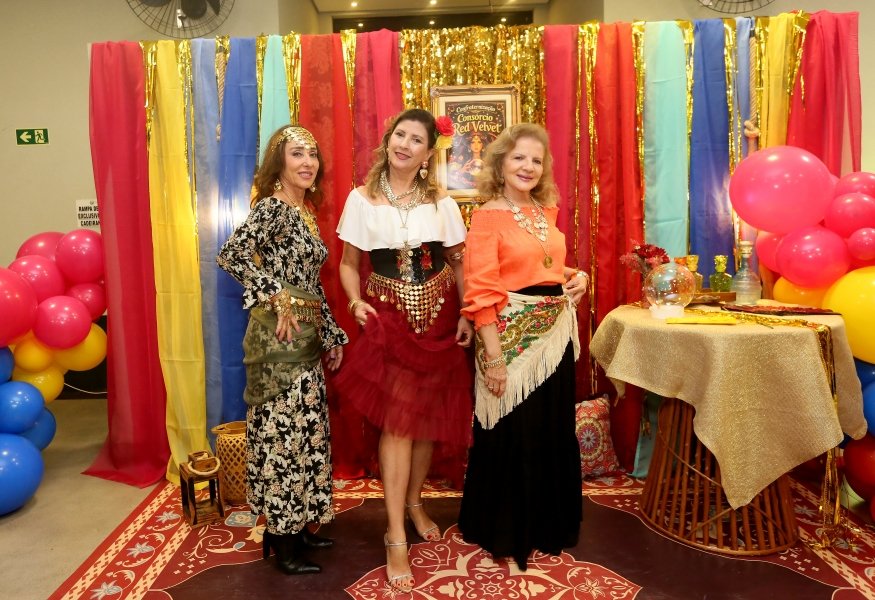 ENCONTRO DO CONSÓRCIO “RED VELVET- NOITE CIGANA” BY ROSÂNGELA E EDNA. - Eloisa Mattos