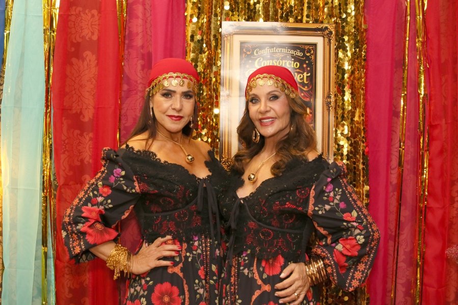 ENCONTRO DO CONSÓRCIO “RED VELVET- NOITE CIGANA” BY ROSÂNGELA E EDNA. - Eloisa Mattos