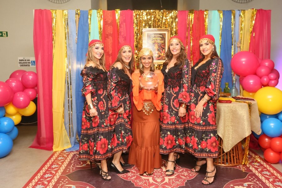 ENCONTRO DO CONSÓRCIO “RED VELVET- NOITE CIGANA” BY ROSÂNGELA E EDNA. - Eloisa Mattos