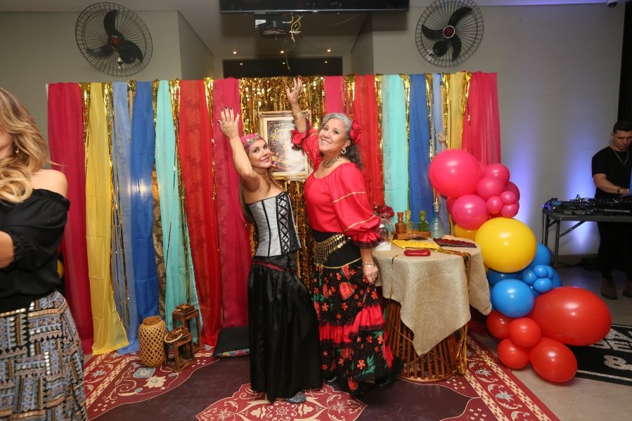 ENCONTRO DO CONSÓRCIO “RED VELVET- NOITE CIGANA” BY ROSÂNGELA E EDNA. - Eloisa Mattos