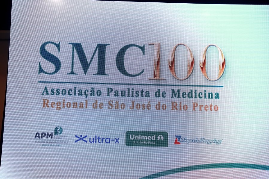 COQUETEL DOS PRESIDENTES- 100 ANOS DA SOCIEDADE MEDICINA E CIRURGIA - Eloisa Mattos