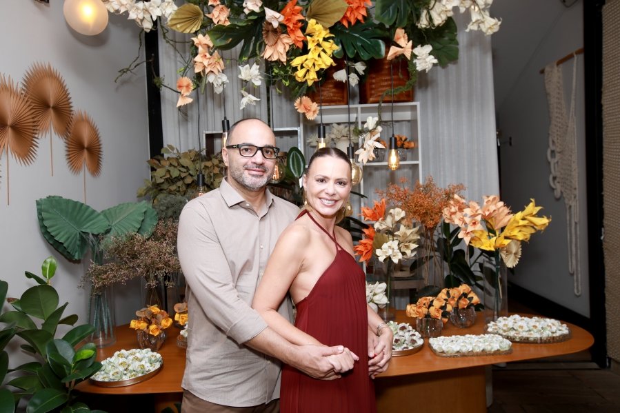 JANAÍNA CELEBRA 50 ANOS EM UMA NOITE INESQUECÍVEL – 11/04/2026 - Eloisa Mattos