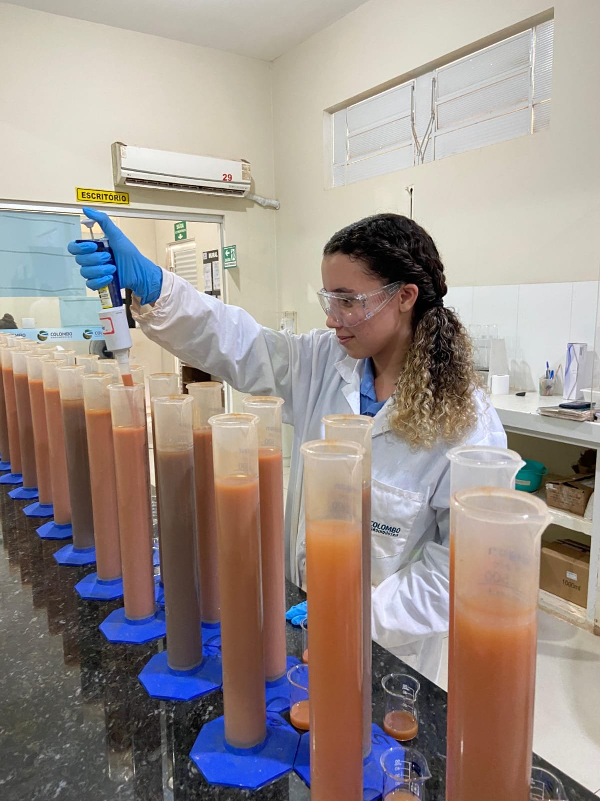 Laboratório da Colombo Agroindústria conquista nota A pelo 12º ano consecutivo