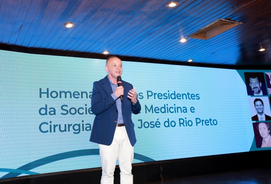 COQUETEL DOS PRESIDENTES- 100 ANOS DA SOCIEDADE MEDICINA E CIRURGIA - Eloisa Mattos