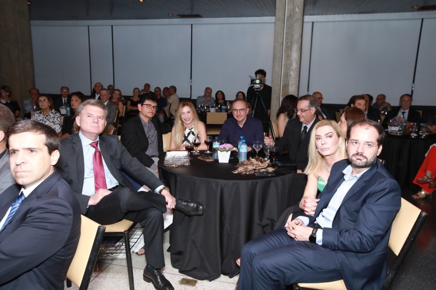 COQUETEL DOS PRESIDENTES- 100 ANOS DA SOCIEDADE MEDICINA E CIRURGIA - Eloisa Mattos