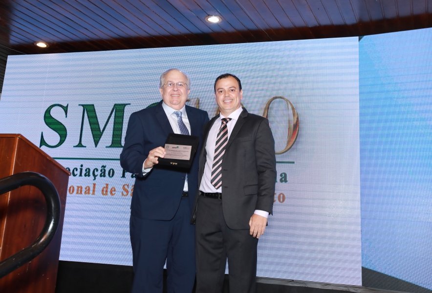 COQUETEL DOS PRESIDENTES- 100 ANOS DA SOCIEDADE MEDICINA E CIRURGIA - Eloisa Mattos