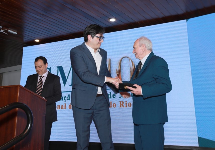 COQUETEL DOS PRESIDENTES- 100 ANOS DA SOCIEDADE MEDICINA E CIRURGIA - Eloisa Mattos