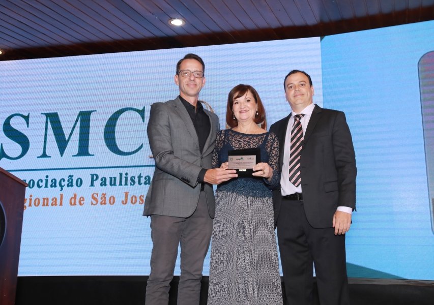 COQUETEL DOS PRESIDENTES- 100 ANOS DA SOCIEDADE MEDICINA E CIRURGIA - Eloisa Mattos