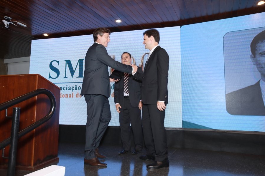 COQUETEL DOS PRESIDENTES- 100 ANOS DA SOCIEDADE MEDICINA E CIRURGIA - Eloisa Mattos