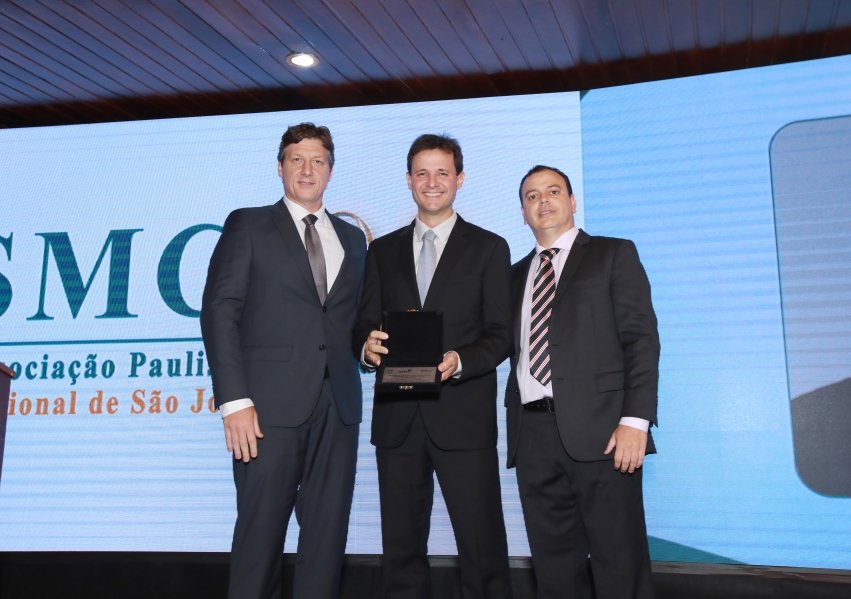 COQUETEL DOS PRESIDENTES- 100 ANOS DA SOCIEDADE MEDICINA E CIRURGIA - Eloisa Mattos