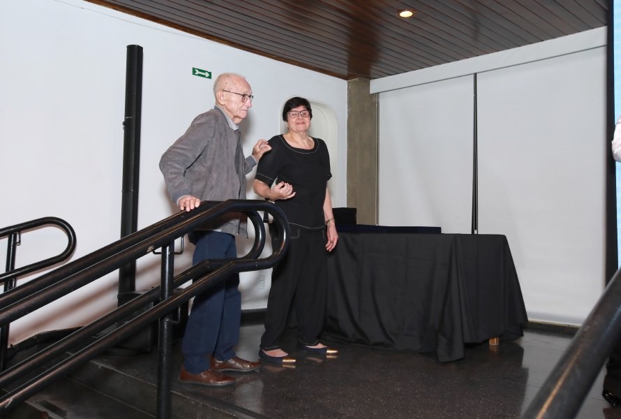 COQUETEL DOS PRESIDENTES- 100 ANOS DA SOCIEDADE MEDICINA E CIRURGIA - Eloisa Mattos