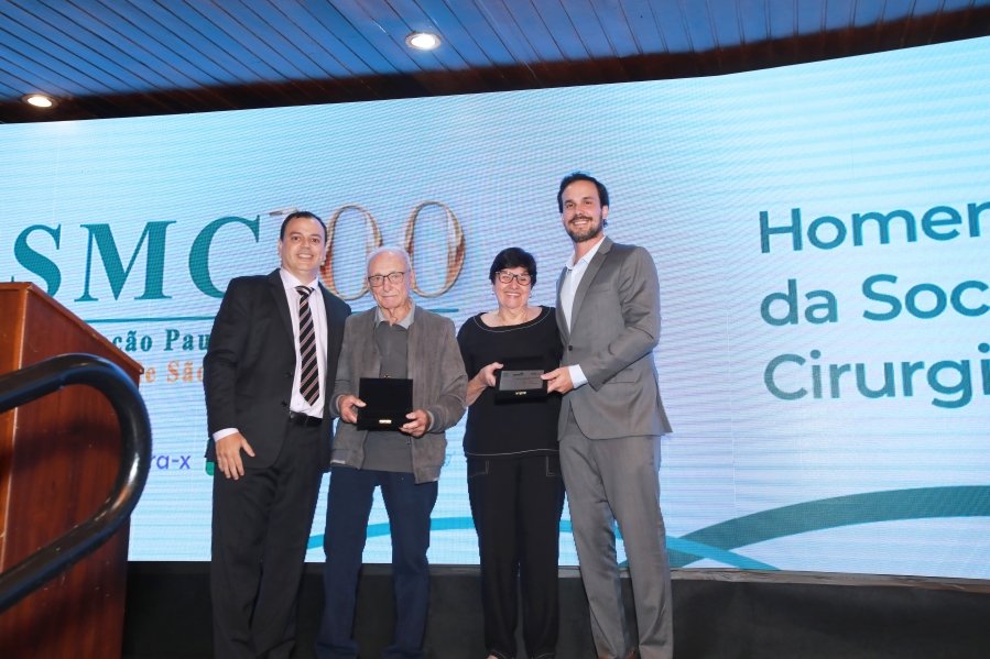 COQUETEL DOS PRESIDENTES- 100 ANOS DA SOCIEDADE MEDICINA E CIRURGIA - Eloisa Mattos