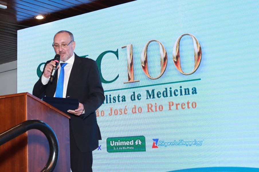 COQUETEL DOS PRESIDENTES- 100 ANOS DA SOCIEDADE MEDICINA E CIRURGIA - Eloisa Mattos