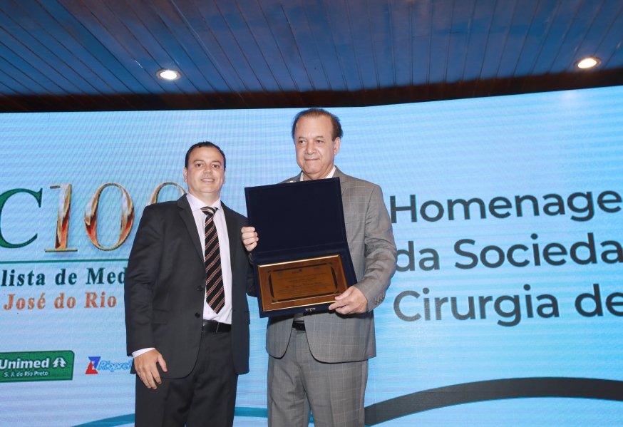 COQUETEL DOS PRESIDENTES- 100 ANOS DA SOCIEDADE MEDICINA E CIRURGIA - Eloisa Mattos