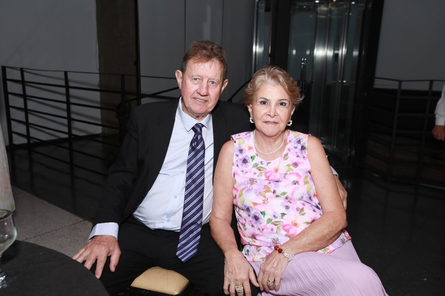 COQUETEL DOS PRESIDENTES- 100 ANOS DA SOCIEDADE MEDICINA E CIRURGIA - Eloisa Mattos