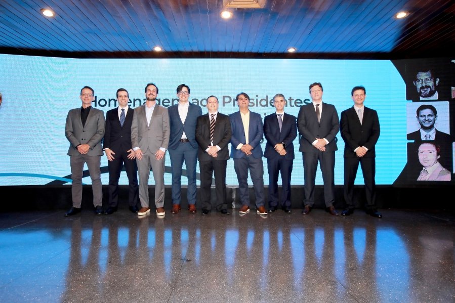 COQUETEL DOS PRESIDENTES- 100 ANOS DA SOCIEDADE MEDICINA E CIRURGIA - Eloisa Mattos