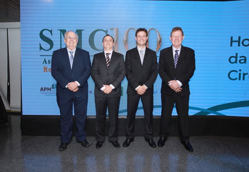 COQUETEL DOS PRESIDENTES- 100 ANOS DA SOCIEDADE MEDICINA E CIRURGIA - Eloisa Mattos