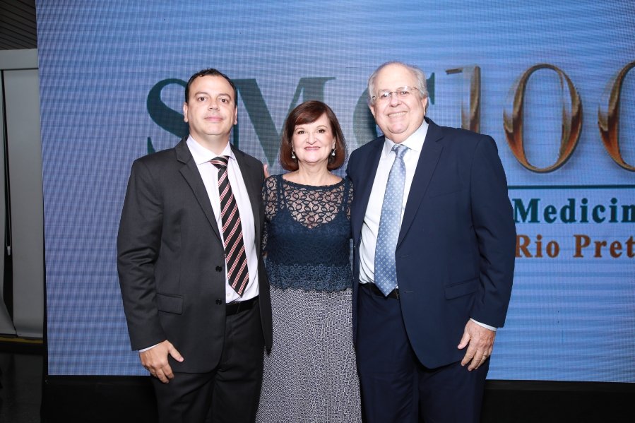 COQUETEL DOS PRESIDENTES- 100 ANOS DA SOCIEDADE MEDICINA E CIRURGIA - Eloisa Mattos