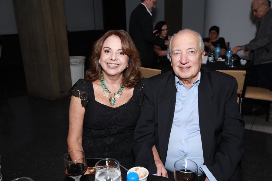 COQUETEL DOS PRESIDENTES- 100 ANOS DA SOCIEDADE MEDICINA E CIRURGIA - Eloisa Mattos