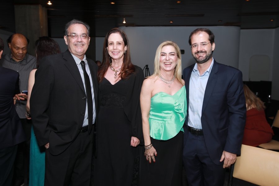 COQUETEL DOS PRESIDENTES- 100 ANOS DA SOCIEDADE MEDICINA E CIRURGIA - Eloisa Mattos