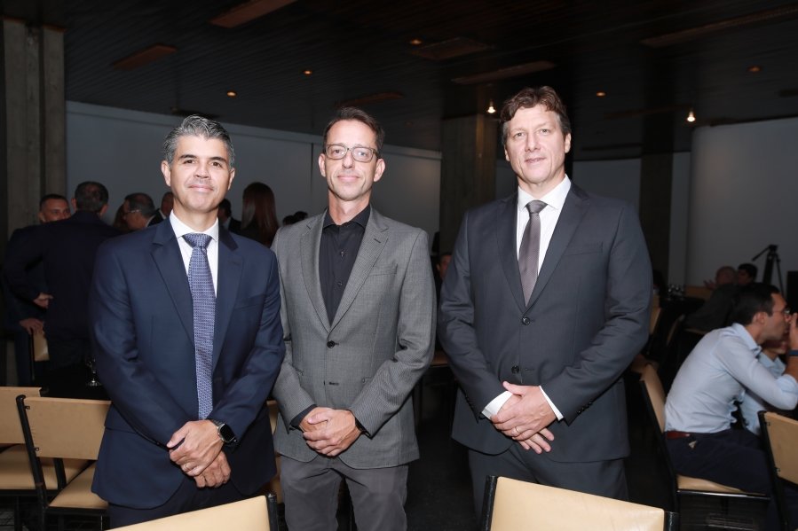 COQUETEL DOS PRESIDENTES- 100 ANOS DA SOCIEDADE MEDICINA E CIRURGIA - Eloisa Mattos