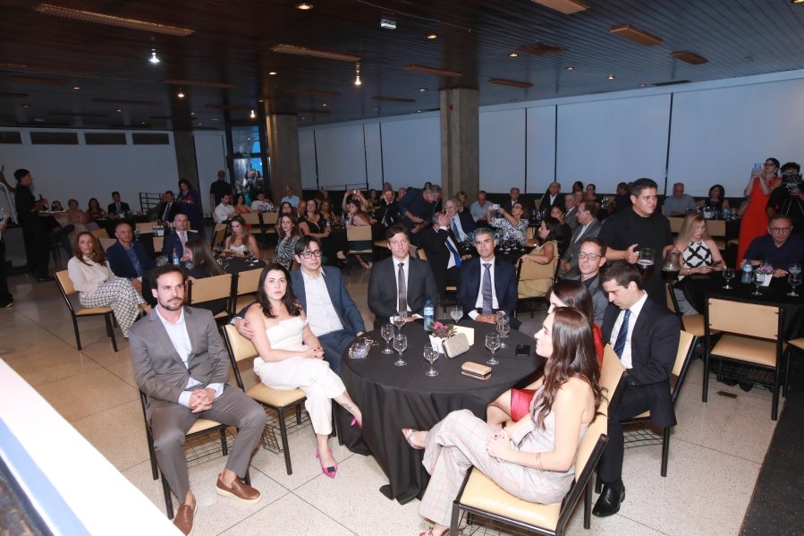 COQUETEL DOS PRESIDENTES- 100 ANOS DA SOCIEDADE MEDICINA E CIRURGIA - Eloisa Mattos