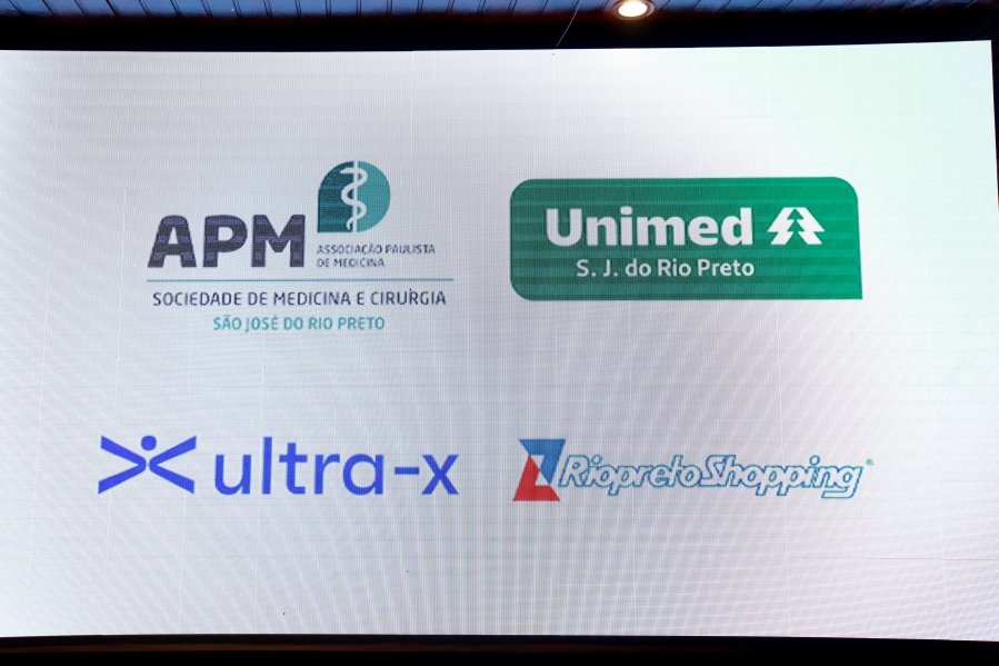 COQUETEL DOS PRESIDENTES- 100 ANOS DA SOCIEDADE MEDICINA E CIRURGIA - Eloisa Mattos