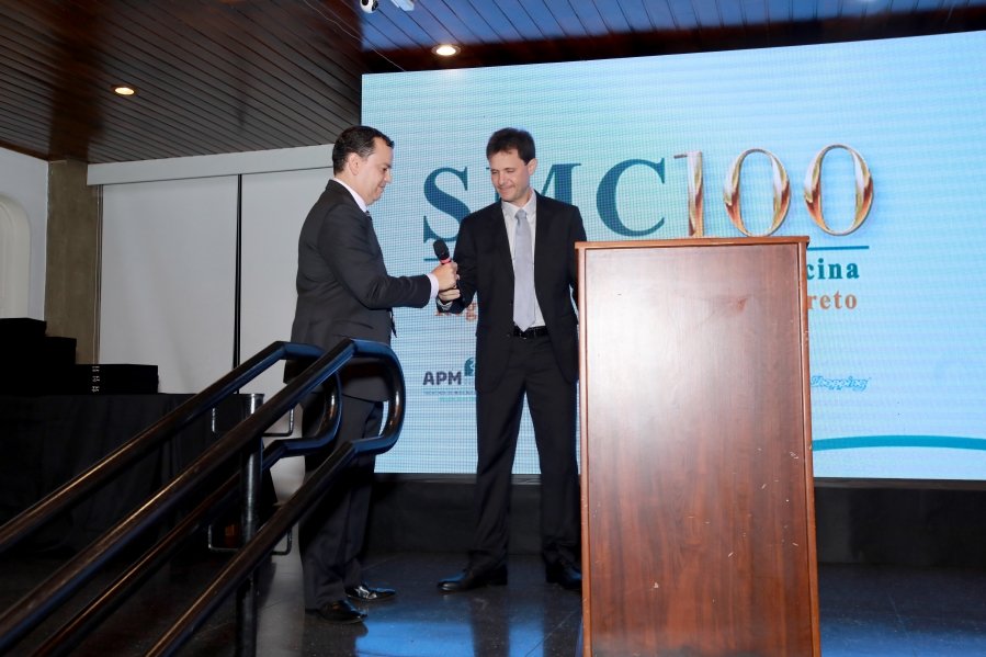 COQUETEL DOS PRESIDENTES- 100 ANOS DA SOCIEDADE MEDICINA E CIRURGIA - Eloisa Mattos