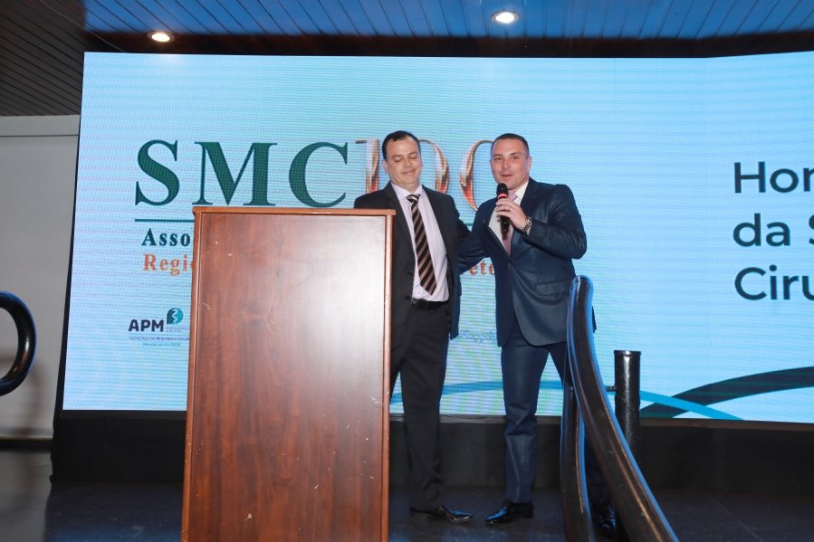 COQUETEL DOS PRESIDENTES- 100 ANOS DA SOCIEDADE MEDICINA E CIRURGIA - Eloisa Mattos