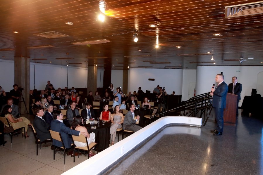 COQUETEL DOS PRESIDENTES- 100 ANOS DA SOCIEDADE MEDICINA E CIRURGIA - Eloisa Mattos