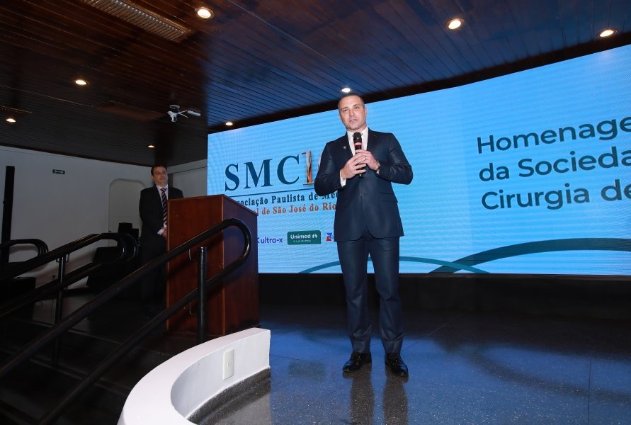 COQUETEL DOS PRESIDENTES- 100 ANOS DA SOCIEDADE MEDICINA E CIRURGIA - Eloisa Mattos