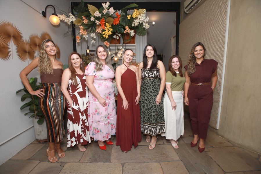 JANAÍNA CELEBRA 50 ANOS EM UMA NOITE INESQUECÍVEL – 11/04/2026 - Eloisa Mattos